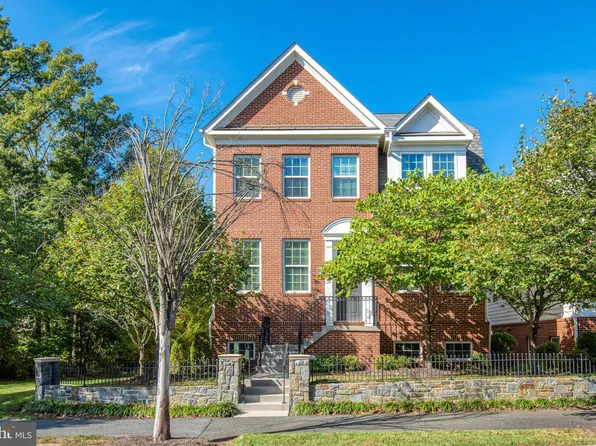 4430 George Mason Blvd, Fairfax, VA 22030