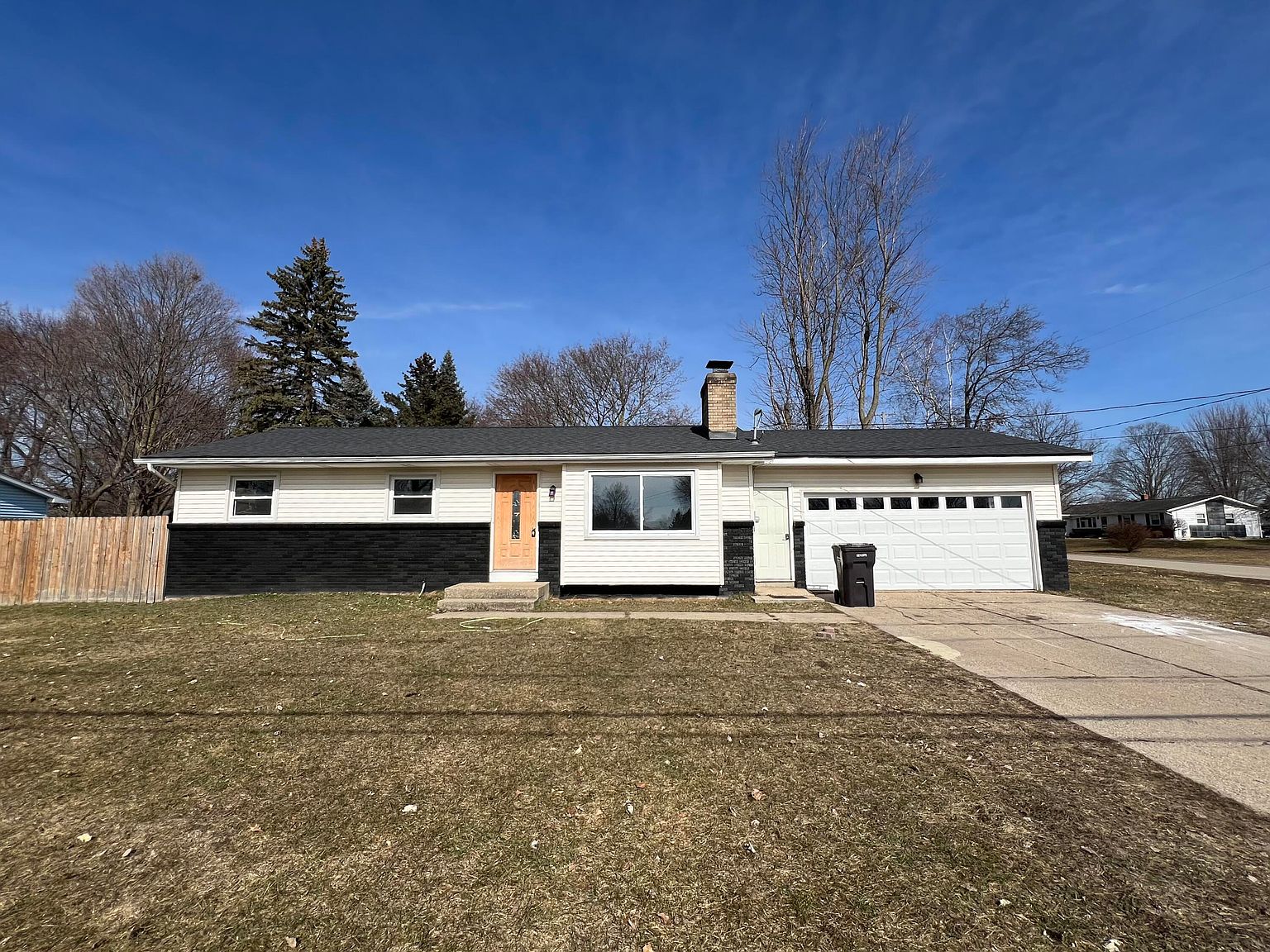 1641 Rosewood St, Jenison, MI 49428 Zillow