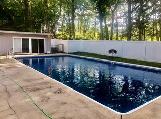 70 Drake Rd, Lakewood, NJ 08701