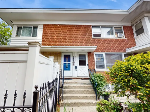 5411 N Artesian Ave, Chicago, IL 60625