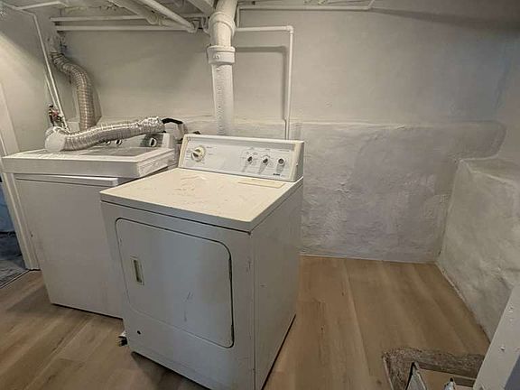 4th image of 539 Scotland Rd #1