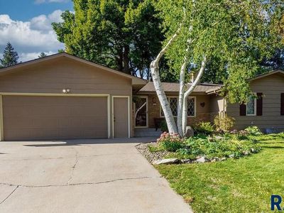 2701 W Costello Rd, Sioux Falls, SD, 57105