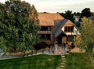 1380 N Cooper Blvd, Springfield, MO 65802