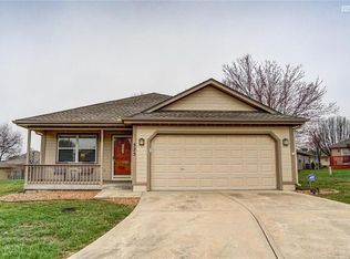 525 Mars Ct, Raymore, MO 64083