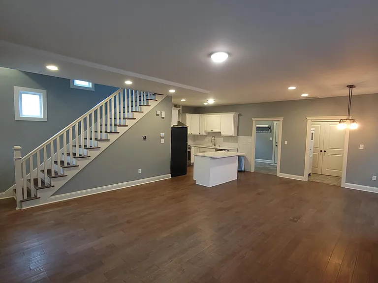 3123 Broadway St — Photo 14
