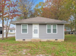 41 E 7th St, Parsons, TN 38363