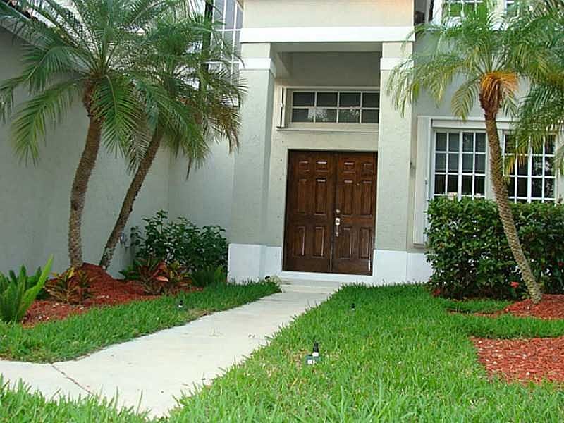 1st image of 749 Heritage Way