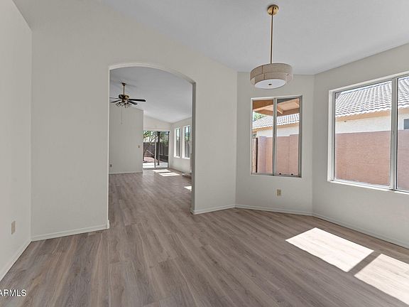 4th image of 20443 N 105th Avenue