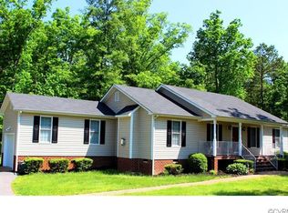 114 Pollard Pl, Aylett, VA 23009