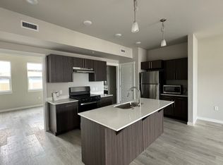 528 N 44th St, Nampa, ID 83687