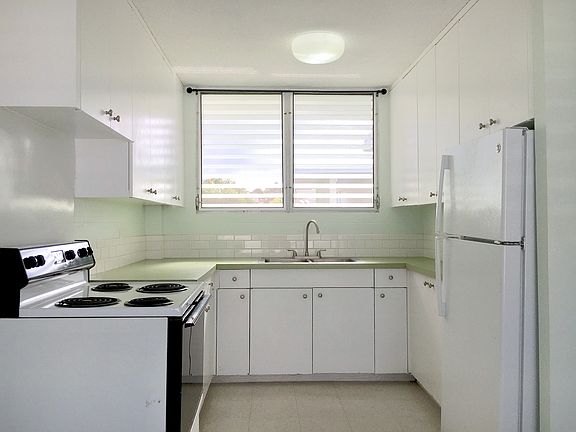 4th image of 3340 Campbell Ave APT 305