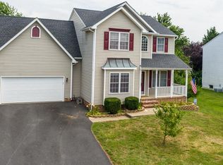 15 Ashcroft Dr, Fredericksburg, VA 22405