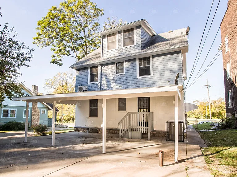 307 Bellefontaine Ave — Photo 20