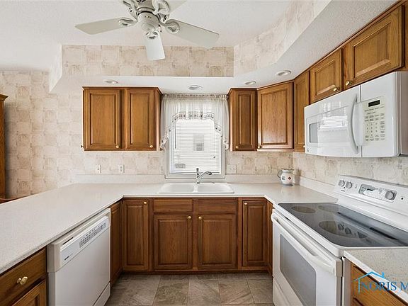 5th image of 4463 Clearwater Dr W