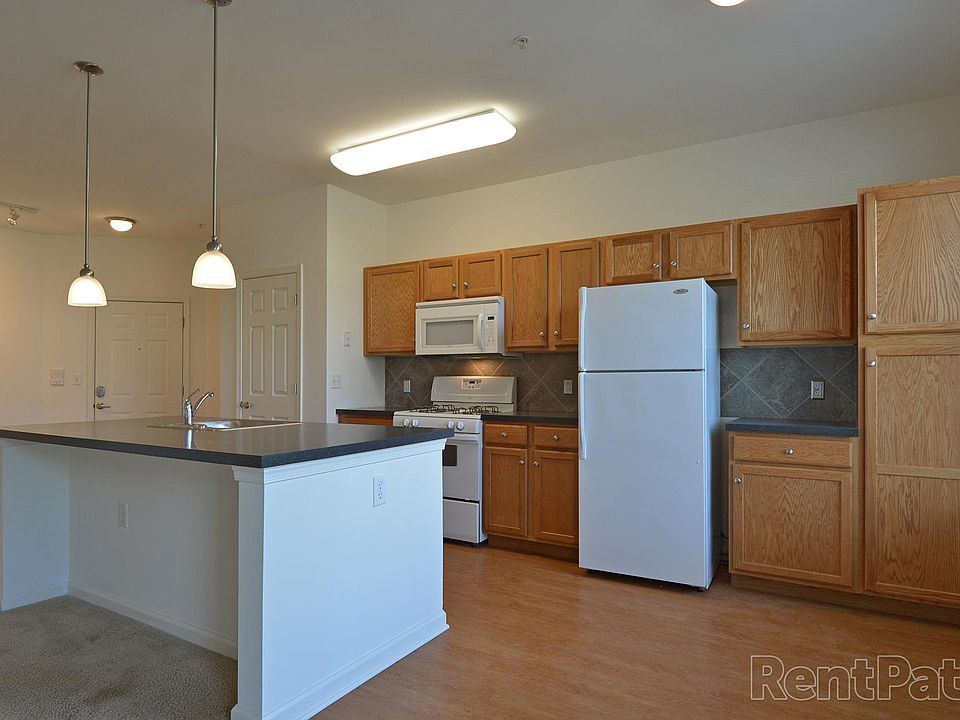 2nd image of 312 Monaco Ter APT I