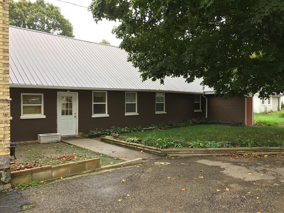 1st image of 106 Cherry St