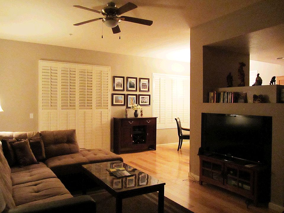1st image of 31 E Agate Ave Unit 403