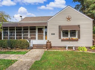2526 Sunset Ave, Springfield, OH 45505