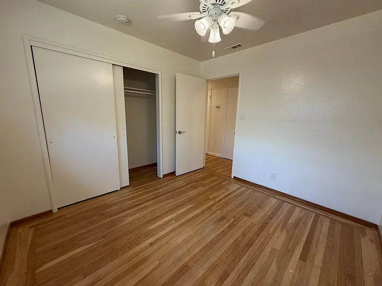 10495 Malaga Way — Photo 17