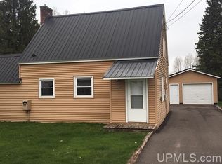 E5264 Sunset Rd, Ironwood, MI 49938