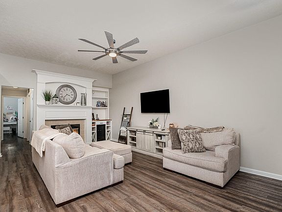 007_1998fairfaxave05-edit_983