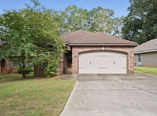 914 Henckley Ave, Mobile, AL 36609