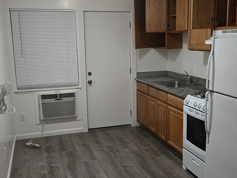 2651 Contra Costa Blvd — Photo 4