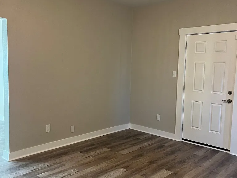 Unit Photo