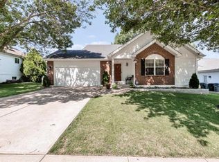 219 Birmingham Dr, O'Fallon, MO 63366