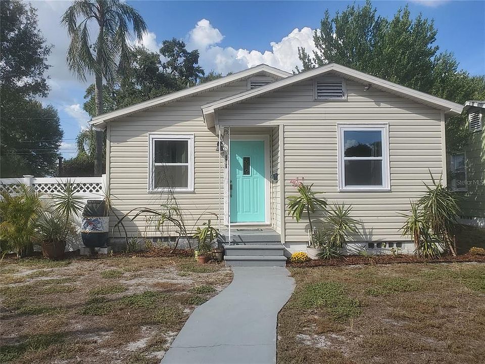 1st image of 4955 3RD AVENUE N
