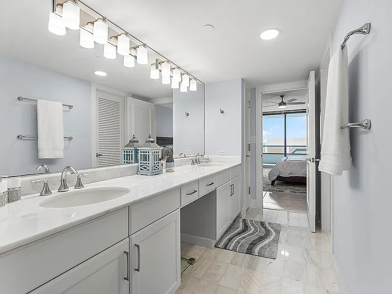 100 Lakeshore Dr #252 — Photo 18