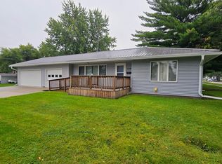 101 9th Ave NW, Pipestone, MN 56164