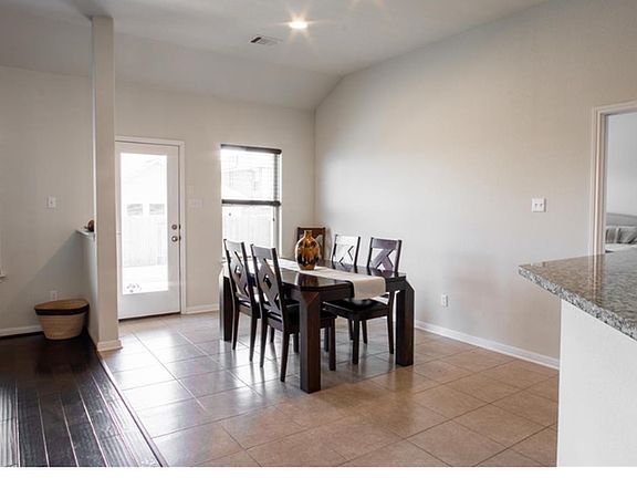 5th image of 12019 Kincardine Way