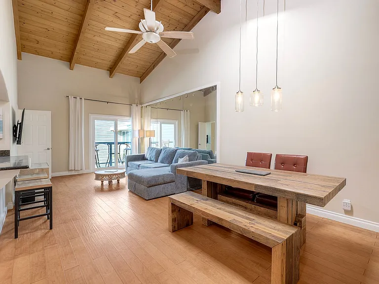 940 Sealane Dr #10 — Photo 5
