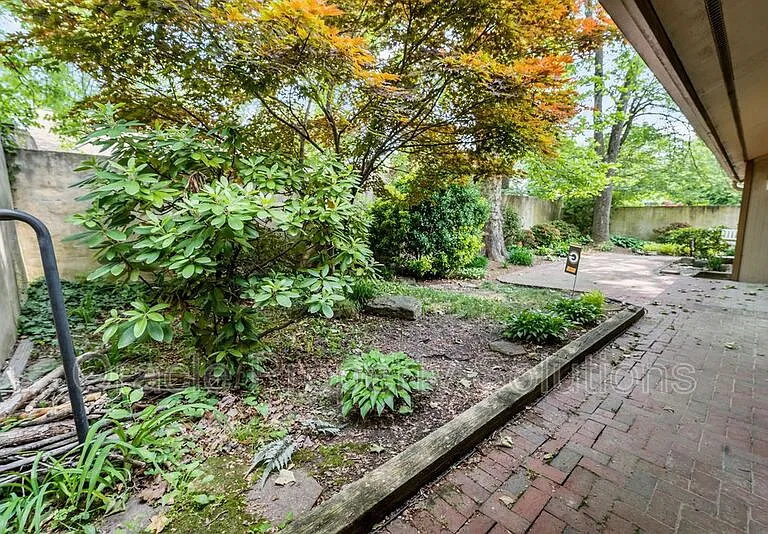 5360 Red Lake Ct — Photo 23