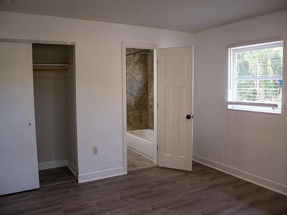 3rd image of 86 Hurwood Ave