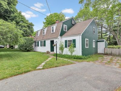 25 Canterbury Rd, Winchester, MA, 01890