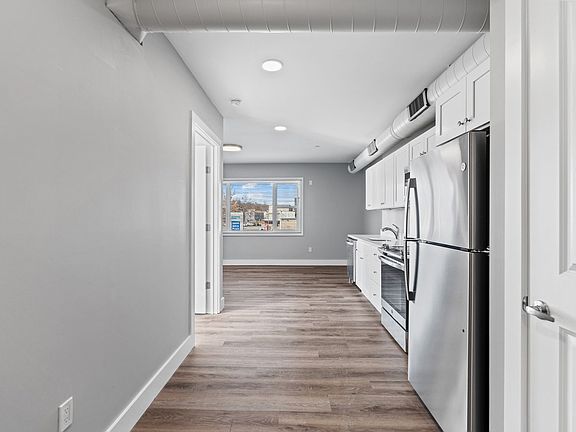 2nd image of 256 Captain Thomas Blvd #201