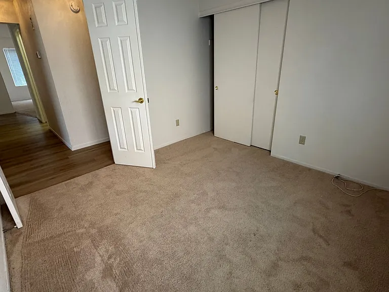 1328 Maplegrove Cir — Photo 27