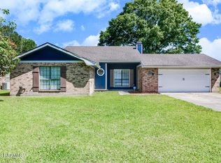 208 Janin Rd, Broussard, LA 70518