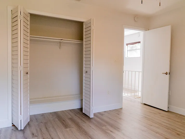 517 S Summerlin Ave #517 — Photo 13