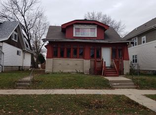 3075 N 40th St, Milwaukee, WI 53210