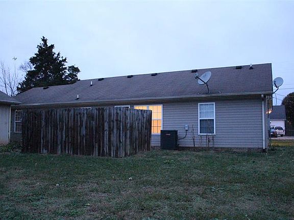 4th image of 2046 Holbeach Dr