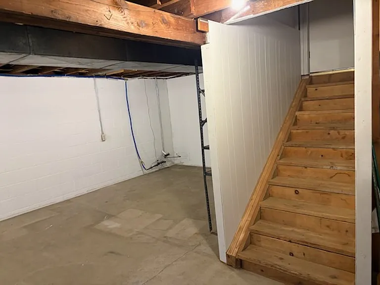 3292 Frederick St — Photo 28