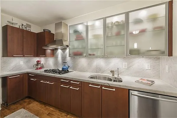 Rented by Engel & Völkers New York City | media 12