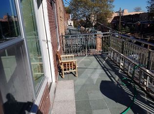 2138 38th St, Astoria, NY 11105