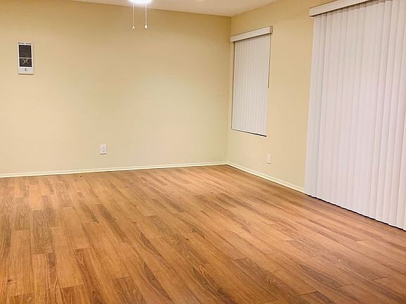 4th image of 7701 Yorktown Ave APT 18