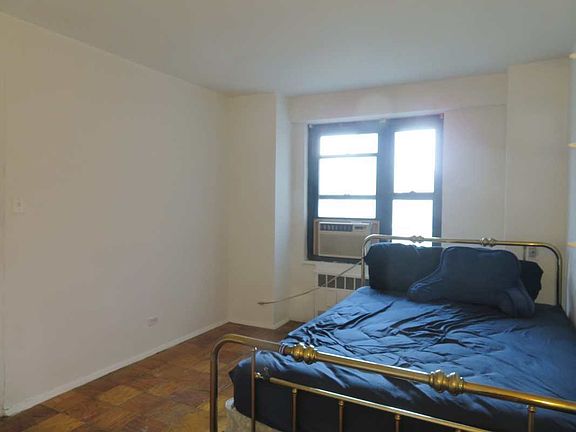 4th image of 413 Grand St APT F803