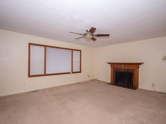 5th image of 5 Sanford Dr