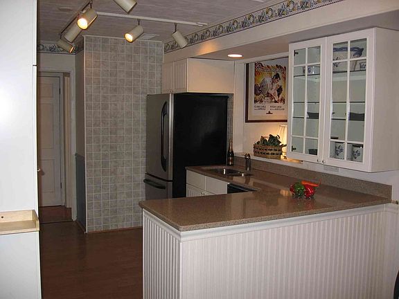 Newly Remodeled Kitchen